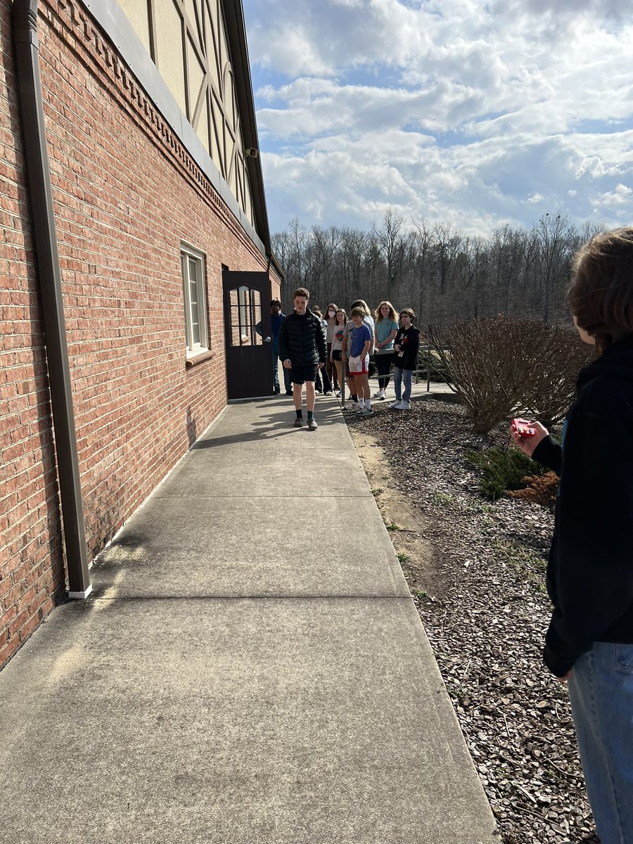 WCDS_Science's tweet photo. What a beautiful day for #WCDSGrade8 to be outside calculating their walking speeds as they move right along into physics for the rest of the year! https://t.co/6oAHnd6QGg