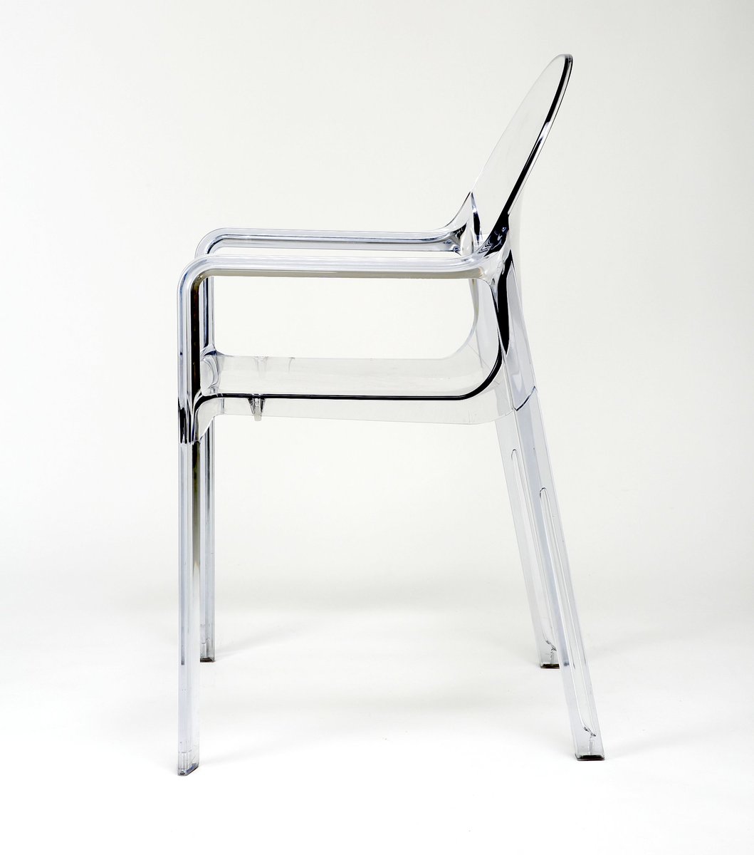 designkaz's tweet image. Tosca, Stacking chair, Magis, 2007 by Richard Sapper  #RichardSapper  sapparten.studio.site