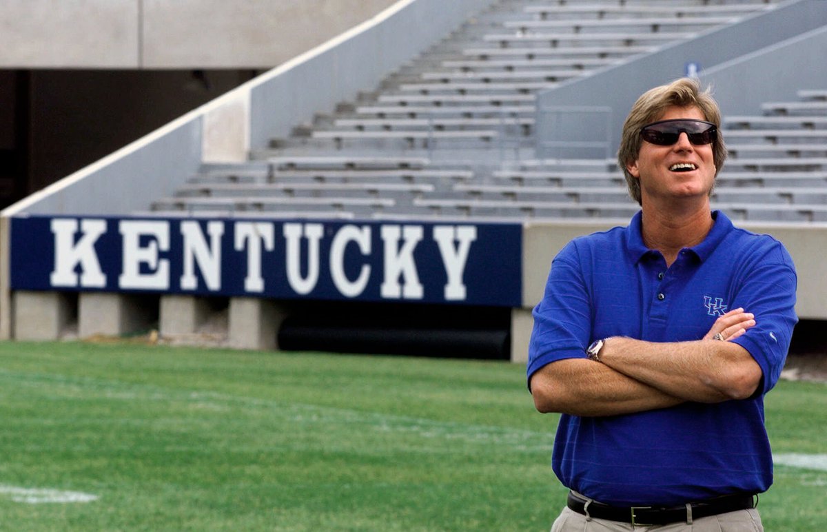 BHCSports's tweet image. An Air Raid football clinic featuring former coach Hal Mumme will occur next month in Bristol:

heraldcourier.com/sports/mumme-b…