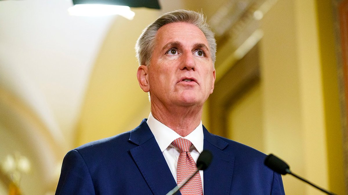 thehill's tweet photo. McCarthy tells Mayorkas to "stop lying" about border https://t.co/zOl89867Tn https://t.co/89cwPldjqJ