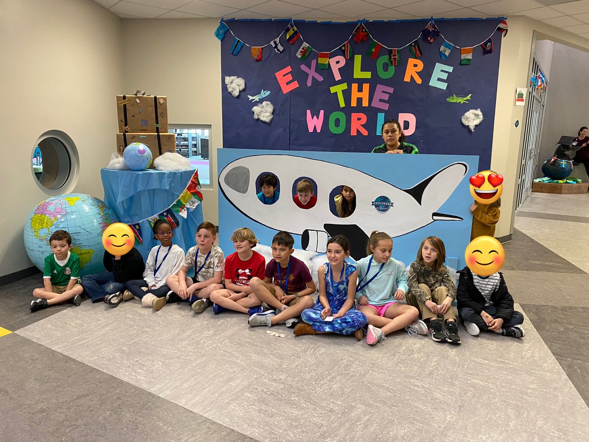 Rebecca van Es tweet media