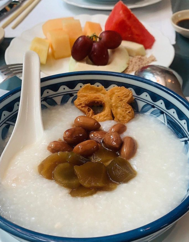 Ofeh4's tweet photo. Great breakfast at the Ritz Carlton ！！ https://t.co/oTDTtX4P8W