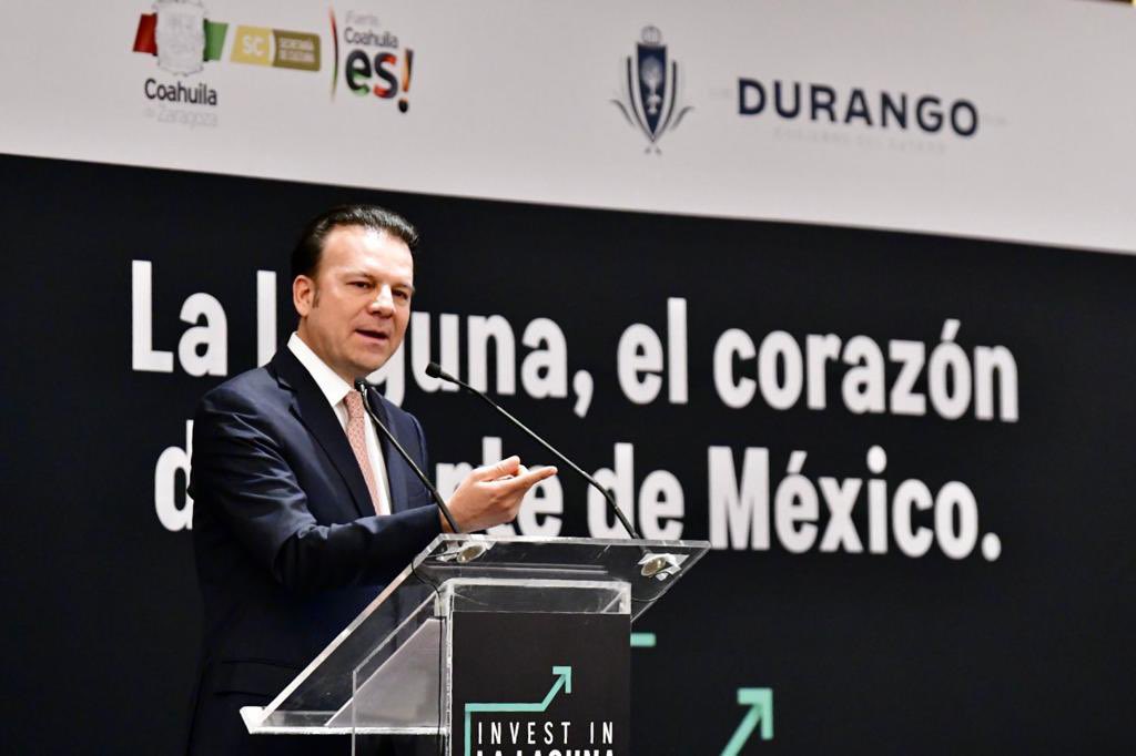 EVillegasV's tweet photo. ¡#LaLaguna es tierra fértil para la inversión!
Hoy mi amigo gobernador @mrikelme y yo participamos en #InvestInLaLaguna, organizado por #FOMEC, para que inversionistas nacionales e internacionales conozcan todo lo que Durango y Coahuila tienen para hacer crecer su industria. https://t.co/xcqb51q5gb