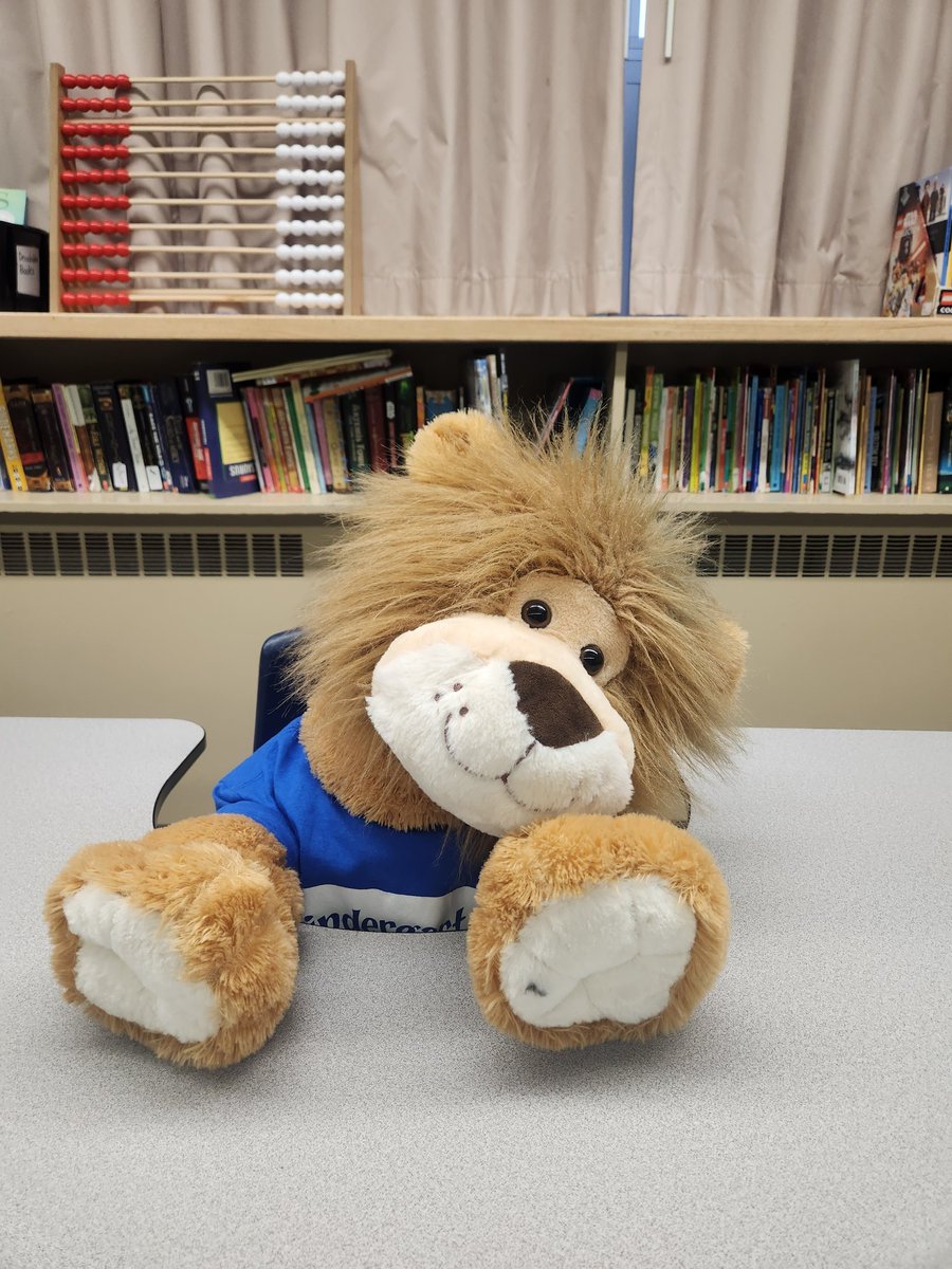 Guess who won class of the week and gets a visit from Leo the lion?!?! The amazong Grade 4's did 🥳🥳🥳 Well done to my incredible class! Keep putting your best foot forward 🥰#classoftheweek #weareunity #leothelion 

@lincoln_dsbn @dsbn