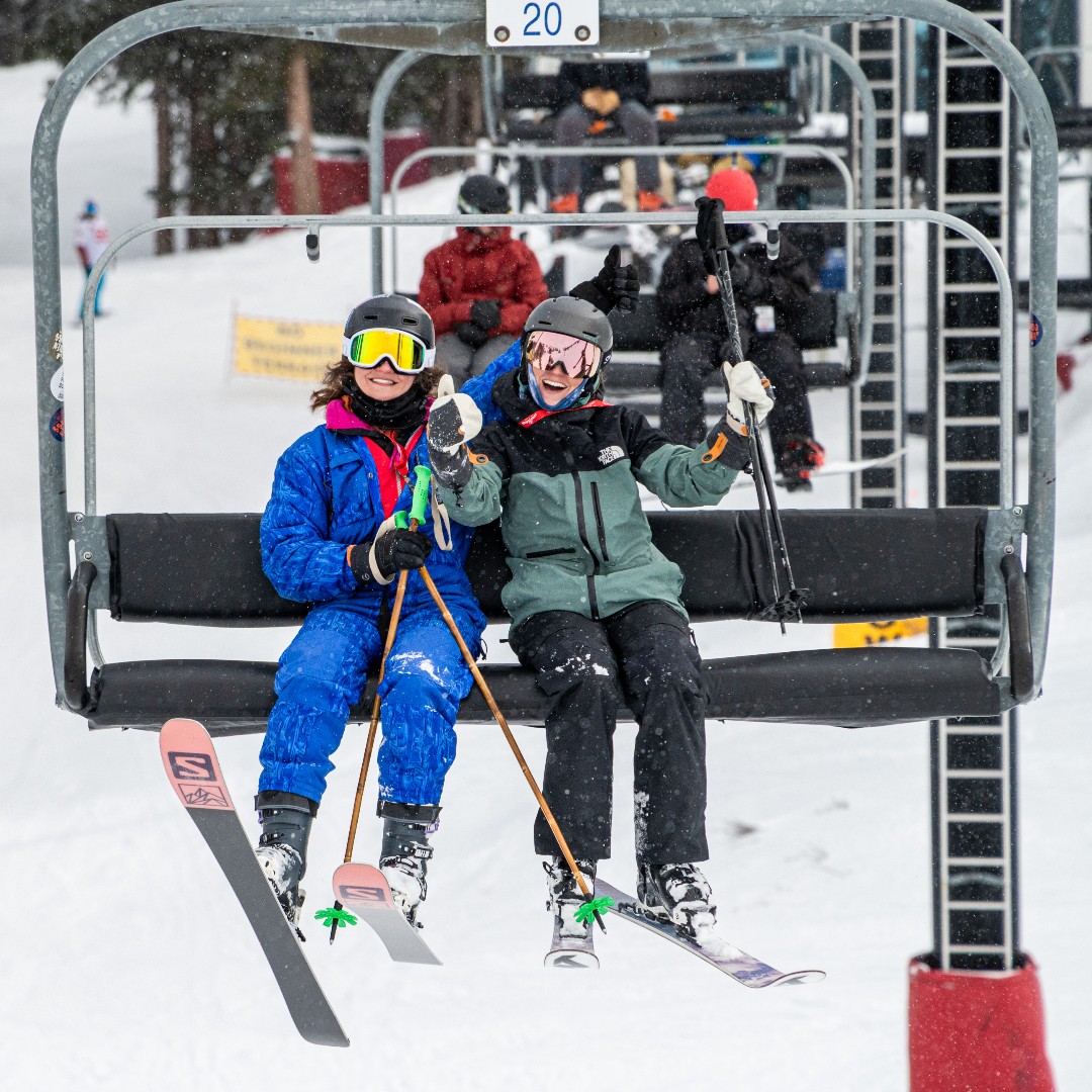 &amp; just like that, there's fresh snow and it's almost Friday! What are your weekend plans? #StepOutside 
.
.
#skiseason #skiing #weekendfun #skigram