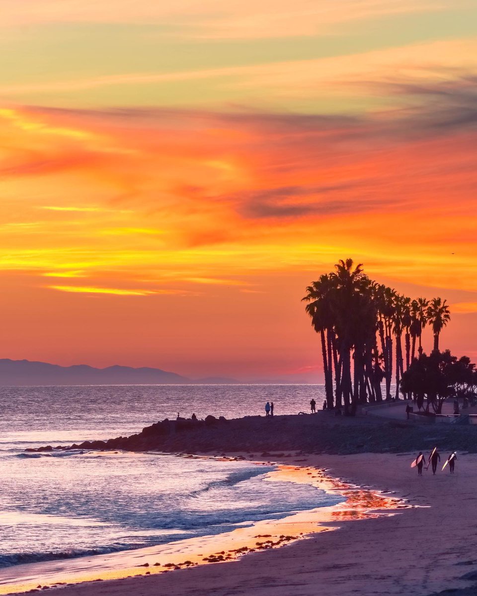 VisitVentura's tweet photo. Ventura is a slice of paradise 🏄️

📷 https://t.co/yPKRK8orva https://t.co/fe2bfLi8Ji