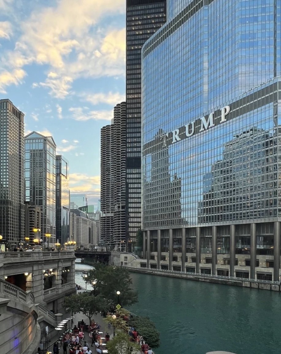 hanth22's tweet image. No matter how difficult it is, hold your head up strong, life is a realization, don't want yesterday, don't want tomorrow, just today.