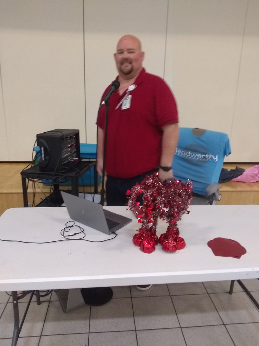 FIS Valentine's Day Dance♥️Great after-school function connecting with our #FISisthebest students! Have a great weekend FIS! Be Safe, Be Smart, Be Kind, Be Ready #BeConnected