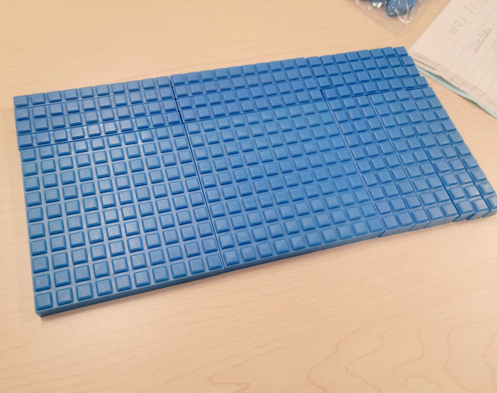 MrJMcInnis's tweet image. Multiplying decimal numbers using base ten blocks. Demonstrating learning and thinking in multiple ways. &quot;The use of concrete representations and tools is fundamental to learning mathematics in all grades.&quot;  
#ManipulativesForAll #HCDSBmath #TieredInterventionsForNumeracy
