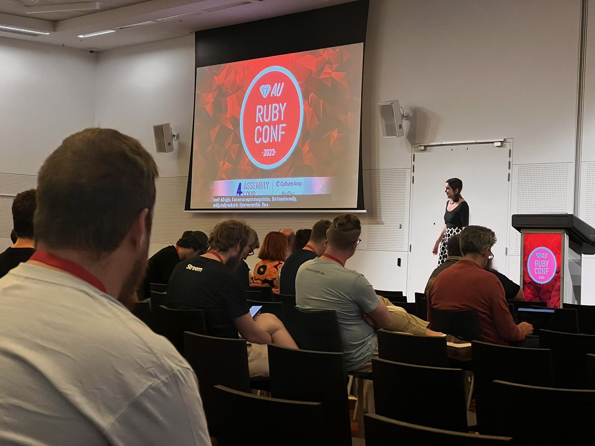 sameera207 tweet media