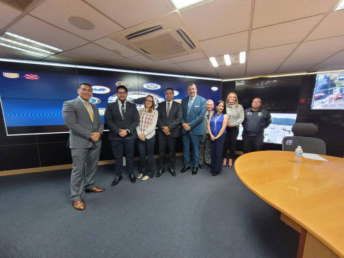AMESP_oficial's tweet photo. Participan por #AMESP: Mtra. Ileana Rossell Secretaria, Lic. Marcela Vera de @JVPSecurityMx Lic. Arturo Carrasco de #Bytek, Mtro. Herve J. Hurtado @consermexseg y Pdte. de la Comisión de Inteligencia Corporativa, Lic. Ricardo Fiesco #GrupoFiar, Lic. @vtorreslanda Dir. General. https://t.co/fHvwloyh2K