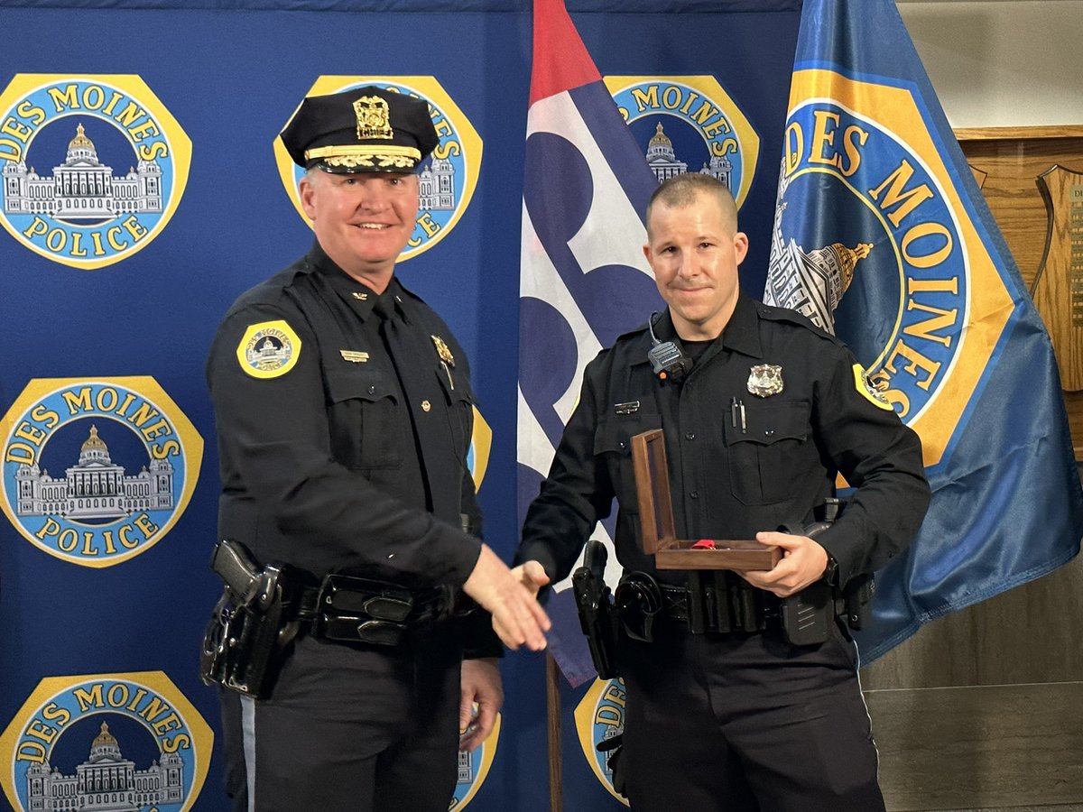 DMPolice's tweet image. It seemed like all we did today was respond to crashes, but there was also some cool stuff happening.

Chief Wingert was proud to make a great promotion, and to recognize 3 officers for their work that saved lives in our community!

Full story: bit.ly/3I1tI2G