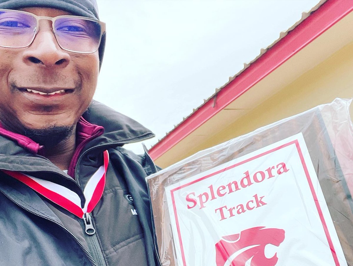 coachmbean's tweet photo. Coach Bean, why do we work so hard?!

To be the best. 

Week 2 is in the books. 2 school records were hundreds of seconds away from falling. We're on a record watch next week. Great job, ladies!

Next week we're at Pasadena Memorial. 

100m never looked so easy https://t.co/rUcbuYY7fI