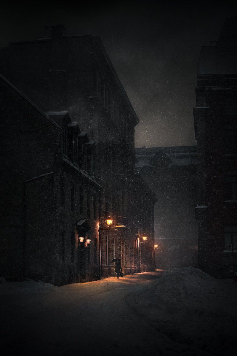 As Darkness Falls 🖤