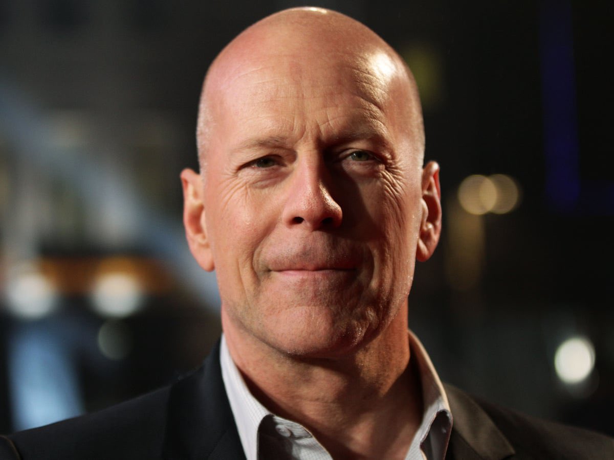 This so heartbreaking. Bruce is such a wonderful & inspiring actor…

#BruceWillis has been diagnosed with #frontotemporaldementia,nearly a year after the 'Die Hard' franchise star retired from acting due to aphasia that hampered his cognitive abilities. 
Prayers & love 🙏🏻❤️🥺