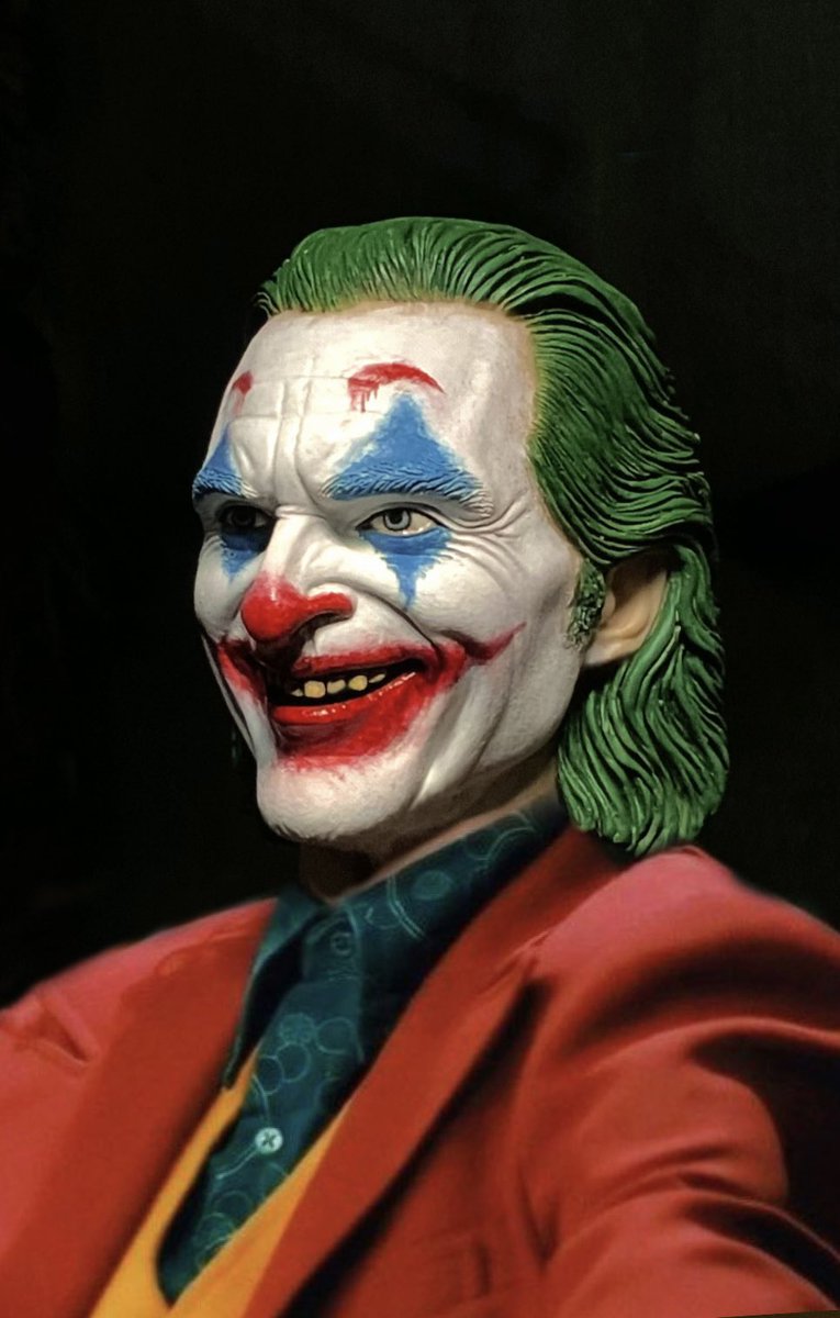 1/4th scale sculpture I just completed #joker #Joker2 <a href="/DCComics/">DC Comics</a> <a href="/vertigo_comics/">DC Vertigo</a> <a href="/Todd_McFarlane/">Todd McFarlane</a> #Sculptor #sculpture