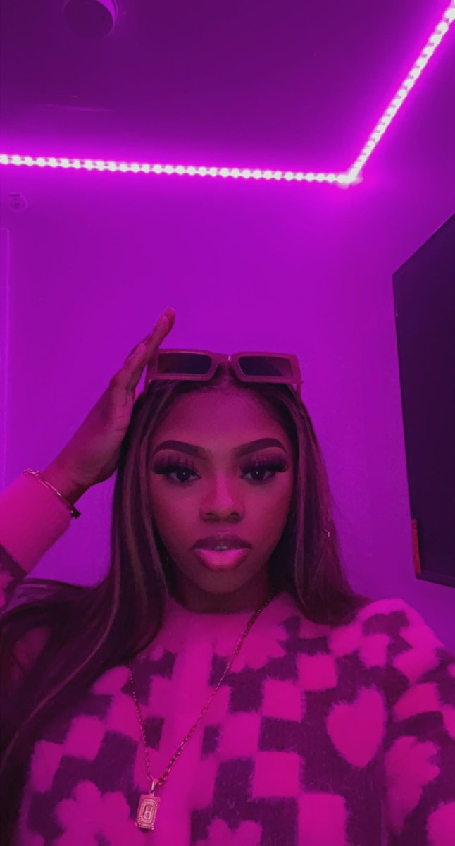 Brixmxrie's tweet photo. Face card A1💞 https://t.co/BwJHn6f7OY