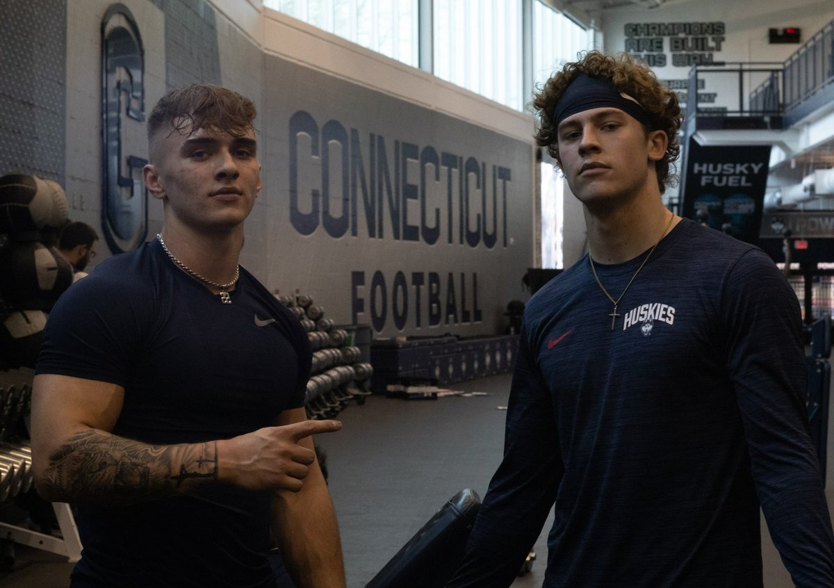 <a href="/1jacksonharper/">Jackson Harper</a> 🤝 2023 szn loading…⏳