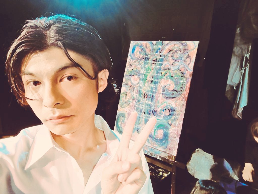 Y_Naoi_Paty's tweet photo. 新年のご挨拶からしばーらく呟いて無かったですね…
ご無沙汰しております。
なんやかや色々と勉強したり新しいことやってみたり…
36歳。今年はどんな一年になるでしょうか。
皆様、どうかこんな私ですがよろしくお願いいたします！
（最近写真撮らなすぎやぁ…） https://t.co/sR9KptKInA