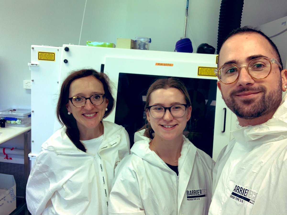 It’s been an amazing week working on meteorites and experiments with <a href="/ianninistefano/">Stefano Iannini Lelarge</a> <a href="/Unipisa/">Università di Pisa</a> and <a href="/BurkeTahnee/">Tahnee Burke</a> <a href="/MonashEAE/">Monash Earth, Atmosphere and Environment 🌏🌪️🍃</a> in our lab @UQ_sees #RIFlab #UQmagmateam !!
Thanks both for visiting and for your great work!!🤗🧪