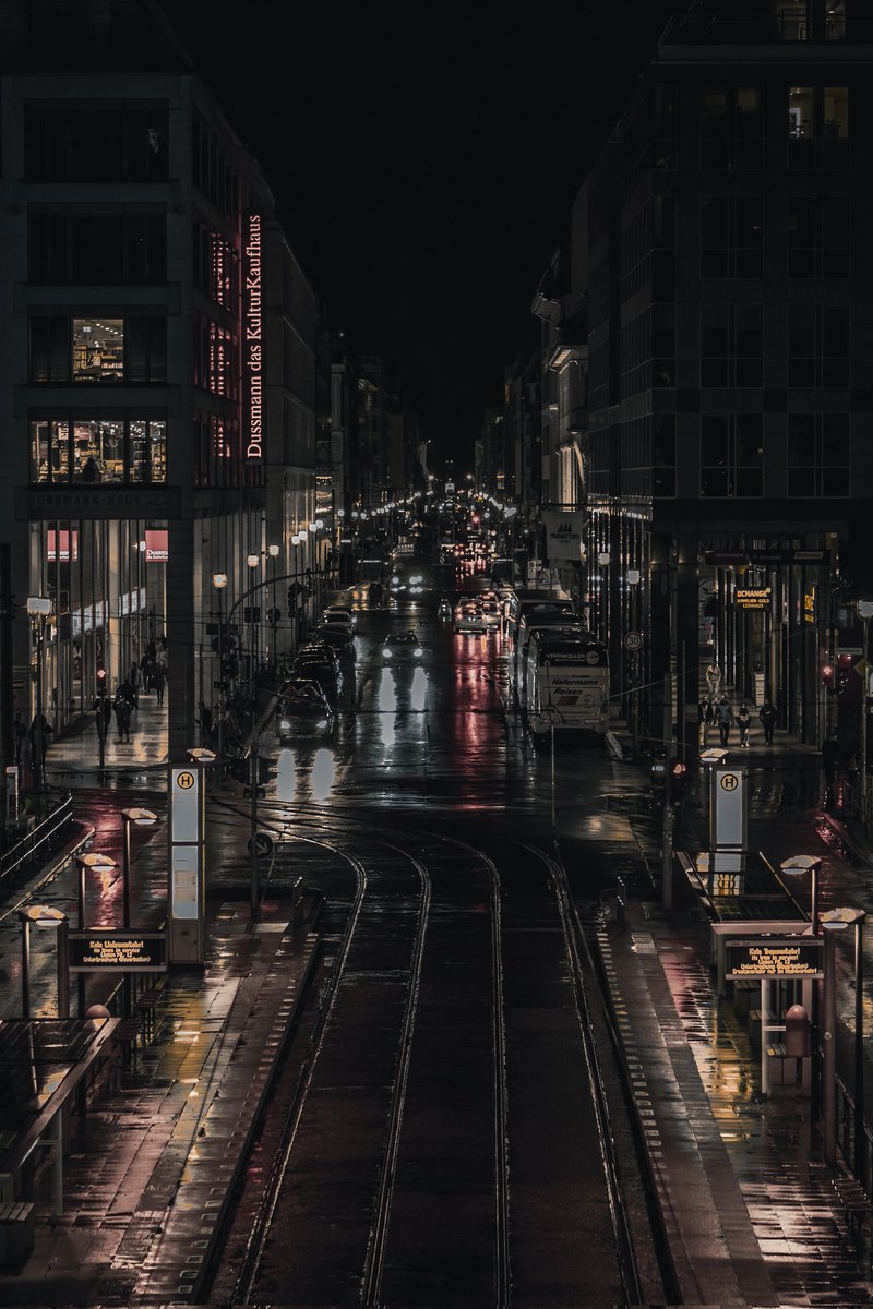 Rainy night.
#streetphotography #moody #rainy #berlin