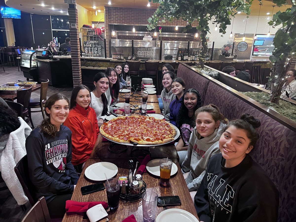 VMHS_BISD's tweet photo. Pasta night at Russo’s before the BIG play-off game tomorrow in Alice! GOOO LADY CHARGERS ❤️🏀💙 https://t.co/hv8xkUl6kc