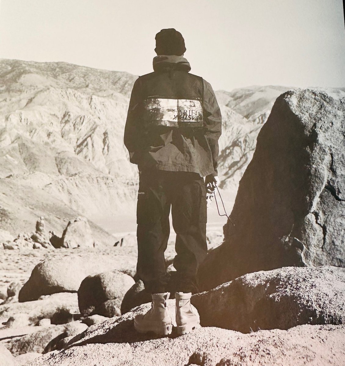 PREVIEW FOR YOONGI'S PHOTOFOLIO