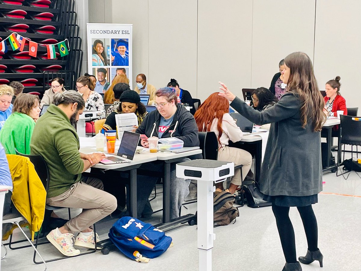 rjcoronados1's tweet photo. 📢 Over 5️⃣0️⃣ @HISDHighSchools educators attended our ESOL/ELDA PLC session today hosted by @BellaireHigh ‼️ Unit 5 At Bats ✅ #LanguageAcquisition #ESLProgram #HighSchoolEBLearners #newcomers 🙏🏼 to everyone who joined❗️ https://t.co/YN4fGBcXbS