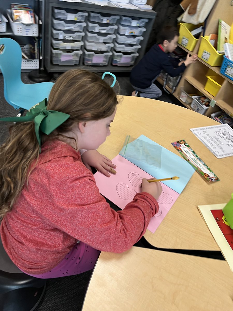 Mrs. Davis tweet media