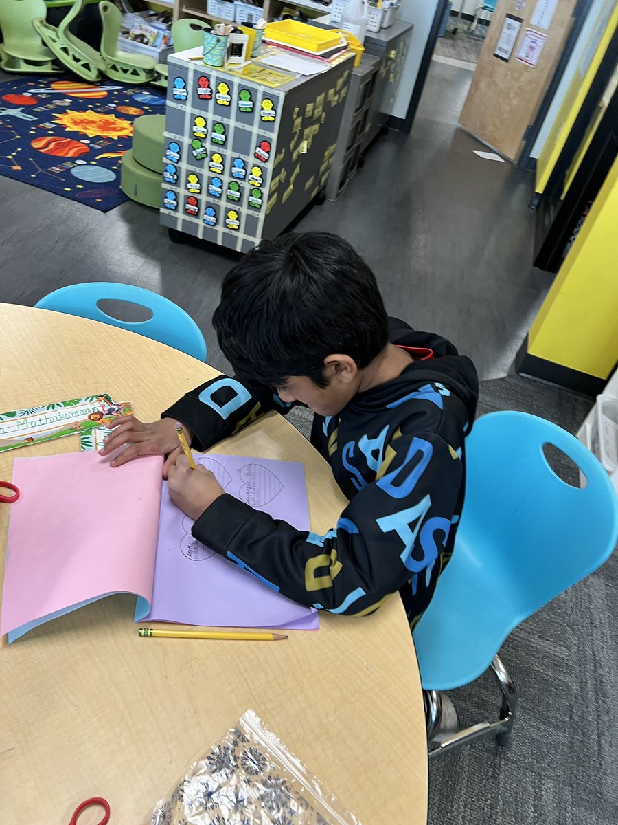 Mrs. Davis tweet media