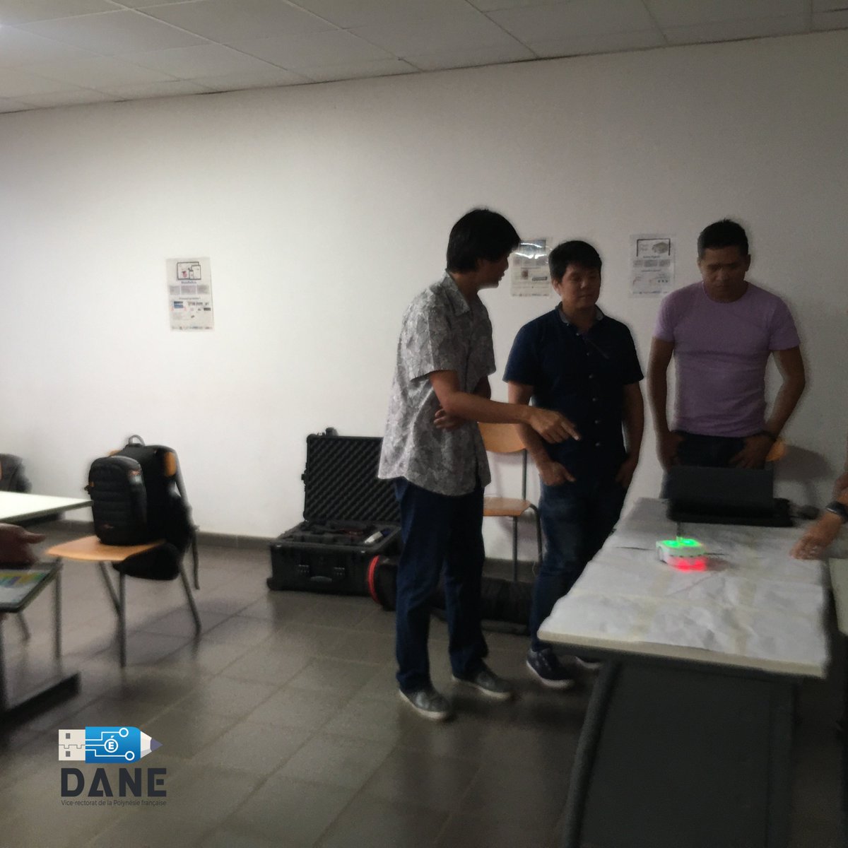 DANE_PF (@dane_pf) on Twitter photo It's time! Pédagogie de projet développer le leadership - Ateliers MoodleBox-Pix+Édu-Robotique animés par l'équipe de la DANE #LudoviaPF2023 <a href="/INSPEpolynesie/">INSPE Polynésie</a> <a href="/NumeriqueUpf/">Pédagogie Numérique - UPF</a> <a href="/Pix_officiel/">Pix</a> <a href="/education_gouv/">Ministère Éducation nationale</a> <a href="/DfciDgee/">DFCI DGEE</a> <a href="/EducationTahiti/">DGEE Polynésie</a> <a href="/TuicsDgee/">PAPN DGEE</a> <a href="/ludoviaORG/">@ludoviaorg.bsky.social</a> <a href="/AlbanGoulley/">Alban Goulley</a> <a href="/FabriceTesan/">Fabrice Tesan</a> It's time! Pédagogie de projet développer le leadership - Ateliers MoodleBox-Pix+Édu-Robotique animés par l'équipe de la DANE #LudoviaPF2023 <a href="/INSPEpolynesie/">INSPE Polynésie</a> <a href="/NumeriqueUpf/">Pédagogie Numérique - UPF</a> <a href="/Pix_officiel/">Pix</a> <a href="/education_gouv/">Ministère Éducation nationale</a> <a href="/DfciDgee/">DFCI DGEE</a> <a href="/EducationTahiti/">DGEE Polynésie</a> <a href="/TuicsDgee/">PAPN DGEE</a> <a href="/ludoviaORG/">@ludoviaorg.bsky.social</a> <a href="/AlbanGoulley/">Alban Goulley</a> <a href="/FabriceTesan/">Fabrice Tesan</a>