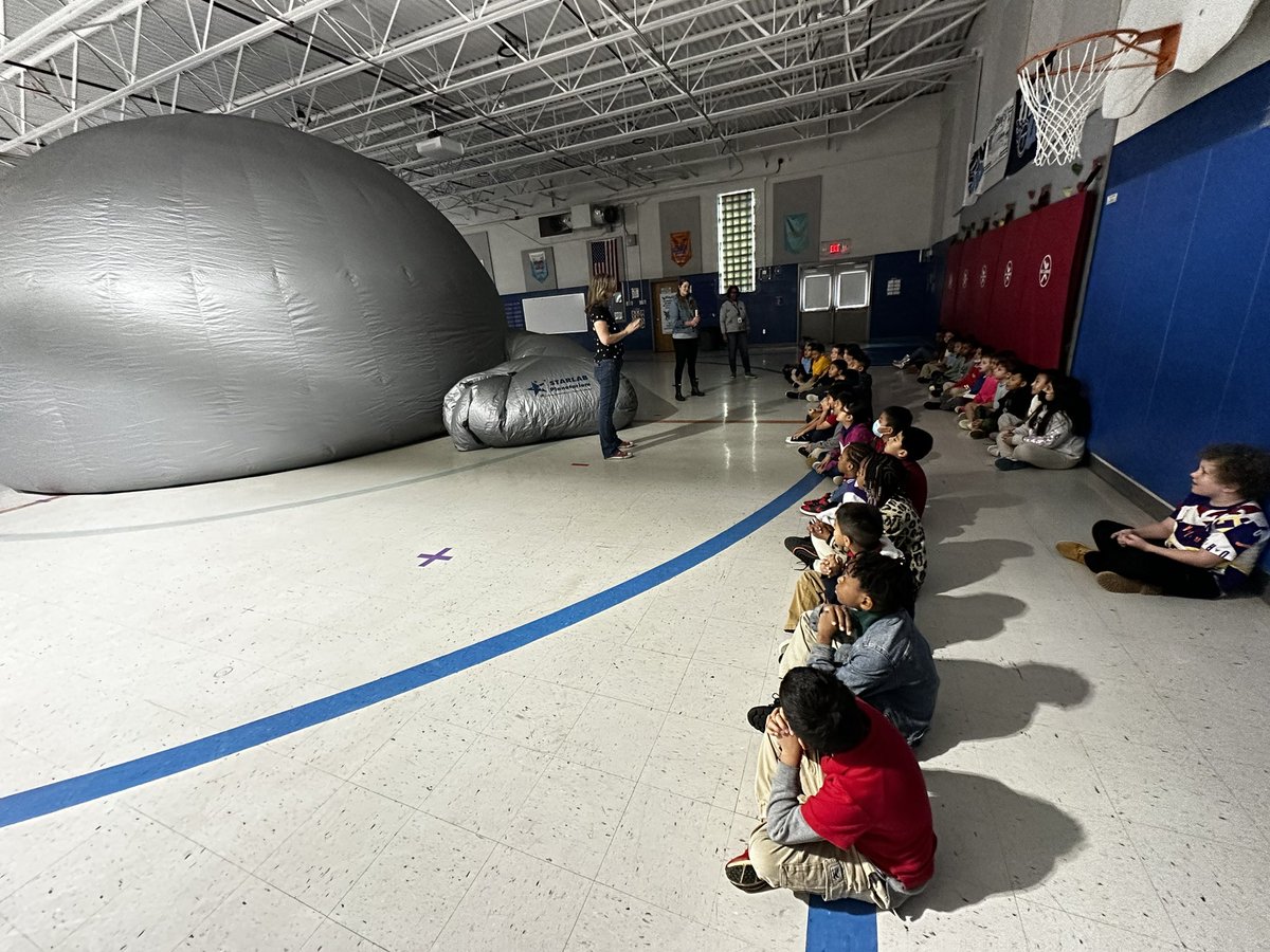 Educator817's tweet photo. 3rd grade had a blast learning about planets and constellations with Dr. Grundstrom from Vanderbilt @dyerobservers!
#TomJoyTigers🐯 #BuildingExcellence💫 #LeadersLearning🔭 #PBLExpert #Module2🪐 @TomJoyElem
@MNPS_Magnet @MNPS_SOI @WitWisdomELA @Dr_WJP @J_Uppinghouse https://t.co/IcuOvKygpW