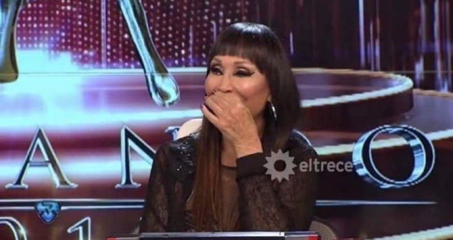 Romina tirando en vivo que los productores la confundieron con el tema de la salvación