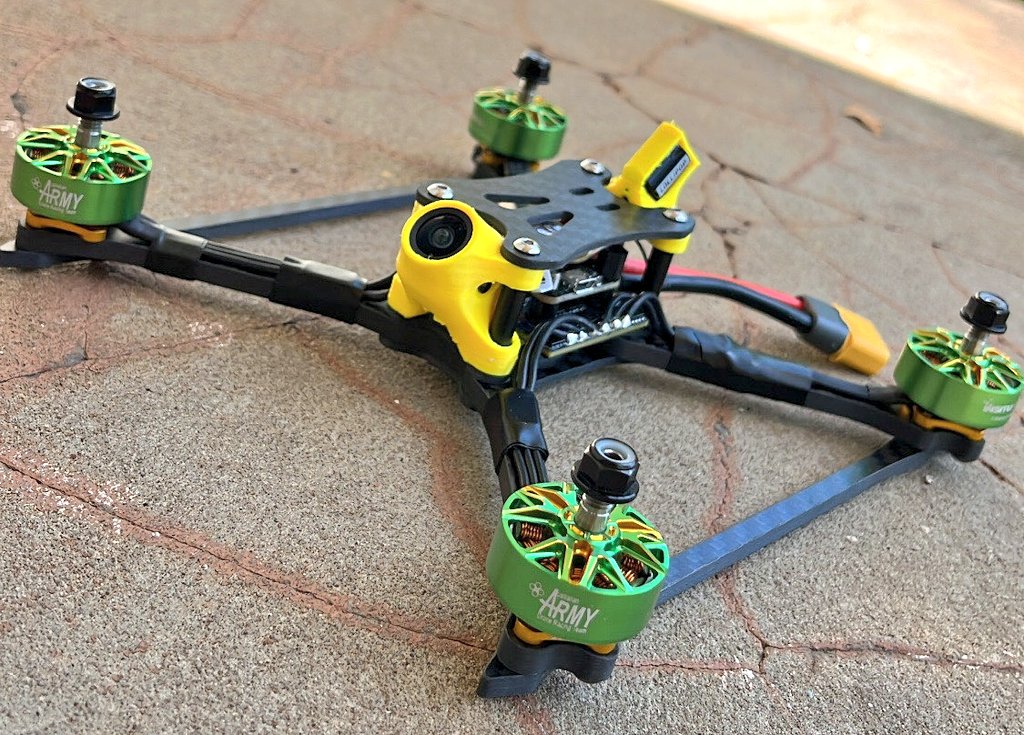 AUADRT's tweet photo. Check these team motors for #FreshBuildFriday!!!
Fresh off the #RCinpower production line, built to zoom the track at @MIDRT_Aust in 10 days time!
Thanks to @AustralianArmy #DroneRacing Team sponsor @Insitu_Inc Pacific for the hook up!
#SendIt!
@ChiefAusArmy @comdforcomd https://t.co/7SUhEmx7yi