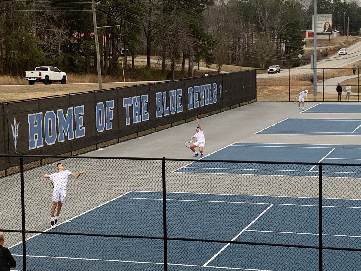 DrThomasPCSD's tweet image. Lion netters score wins tonight in Bremen! Boys blank Blue Devils 5-0, and girls get a 3-2 victory! Next match Monday afternoon at 2:30 at home against a really good LaGrange team. #24Strong #LionStrong