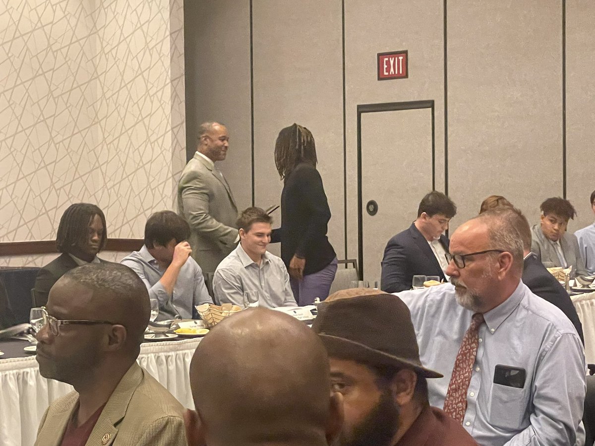 athletics_schs's tweet image. Congratulations to Chargers football senior Marcus Springfield on his National Football Foundation scholar athlete award.  Crest family is so proud of you.