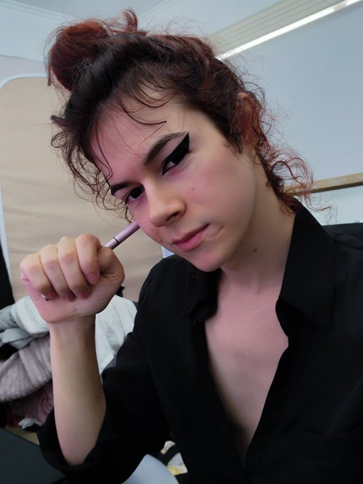 One done 😎 https://t.co/ltCdVeZn2p