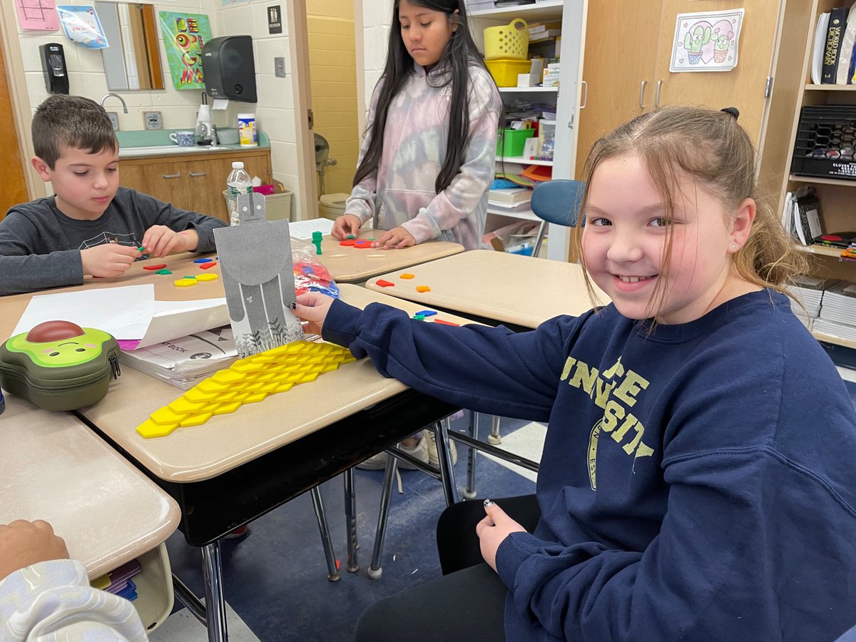 MrsHarrisLDS's tweet image. Room 416 loves using pattern blocks! Students used their new geometry vocabulary words to describe their figures &amp;amp; identify different types of angles! Even Roz stopped by to hang out with Ironman &amp;amp; smell some flowers! @DonovanSchool @ldswildrobot #donovanstrong #ldsthepowerofyet