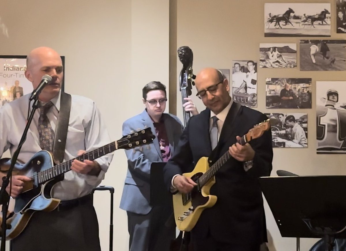 Only thing sadder than the pancreas fistula blues. When it’s the last song with Dr. Nakeeb. He will be greatly missed. Words can’t describe how lucky I’ve been to have him as a senior partner as I started my career. <a href="/IU_Surgery/">Indiana Surgery -Indiana Univ School of Medicine</a> #hpbsurgery #mastersurgeon