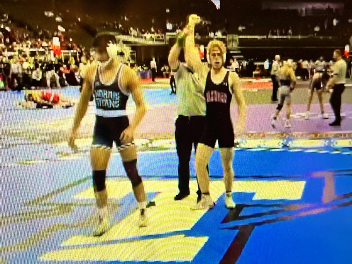 🚨 Antler 🤼‍♂️ State Updates 🚨
<a href="/AntlersMatside/">Elkhorn 🦌 Wrestling 🤼‍♂️</a> 

Round 2/Quarterfinals: 

170- Sean S. vs Croteau (Norris) 
Wins with a 🧷 in 1st!! 
Advances to the Semi- Finals!!