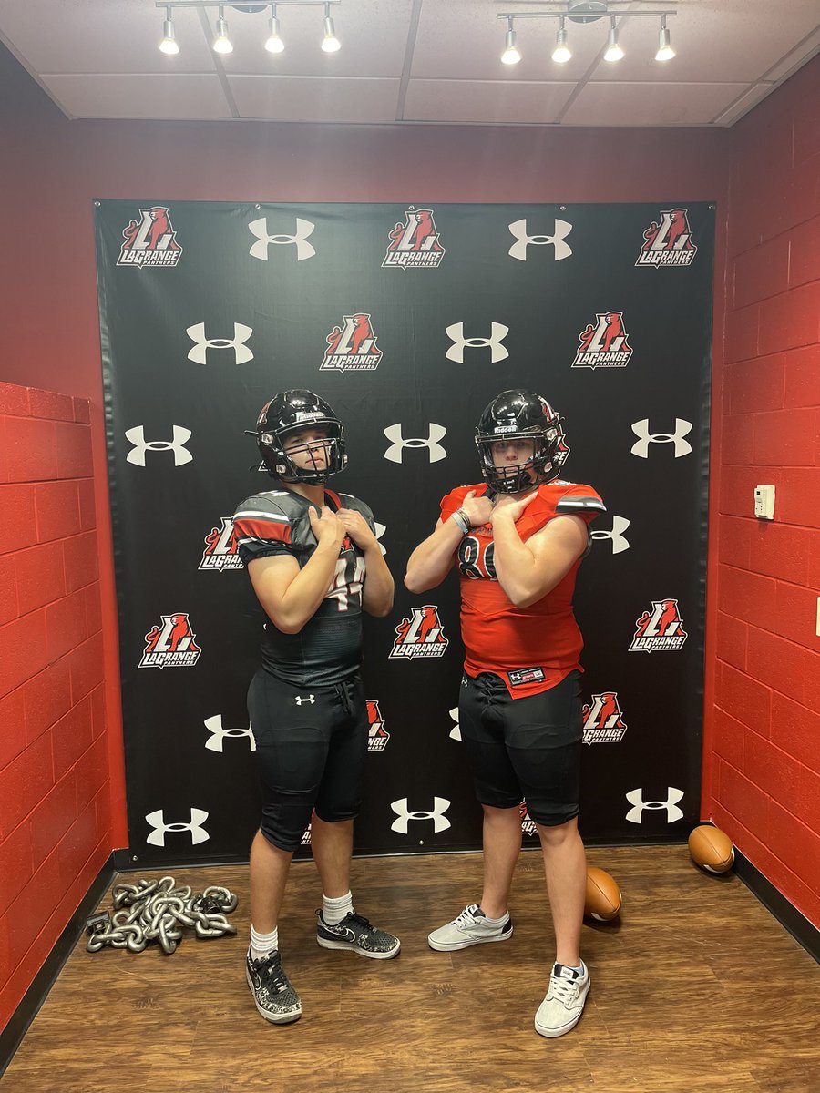 ReidFitz_89's tweet photo. Thank you @Coach__Talbert and @LCPanthers_FB for both my visit and an offer 
@tyler_mcmorrow1 @HHS_coach @Linemen_ricky @longhorns_fb @BIGJOHNMM50 @CoachAllison12 https://t.co/Xm1uKKUzWz