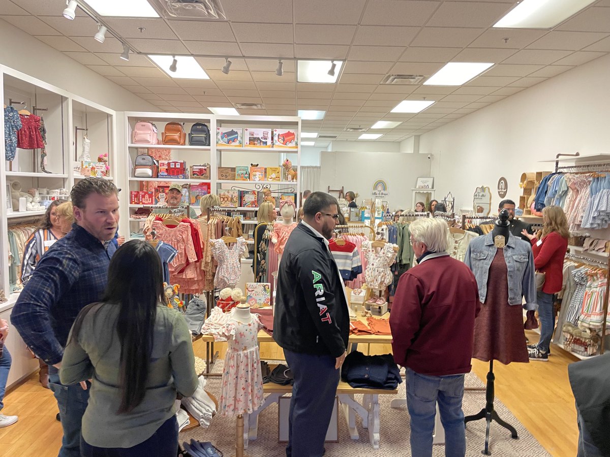 TriDeltaTransit's tweet photo. Tri Delta Transit is out and about. Tonight we’re at the Brentwood Chamber Mixer at The Little and Brave children’s boutique at the Streets of Brentwood.  You can take the 385 weekdays or the 395 weekends to visit this adorable business. https://t.co/TznfJ86r7Z