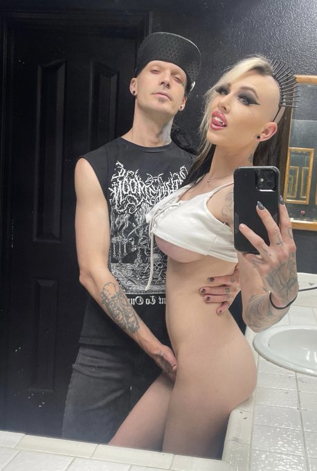 Hope everyone had a kick ass Valentines Day 🖤 #valentine #splittongue #vampire #gothgirls #vamp #onlyfans<a href="/tag/vamp"class="tags"><span>#vamp</span></a><a href="/tag/vampire"class="tags"><span>#vampire</span></a><a href="/tag/valentine"class="tags"><span>#valentine</span></a><a href="/tag/gothgirls"class="tags"><span>#gothgirls</span></a><a href="/tag/splittongue"class="tags"><span>#splittongue</span></a>