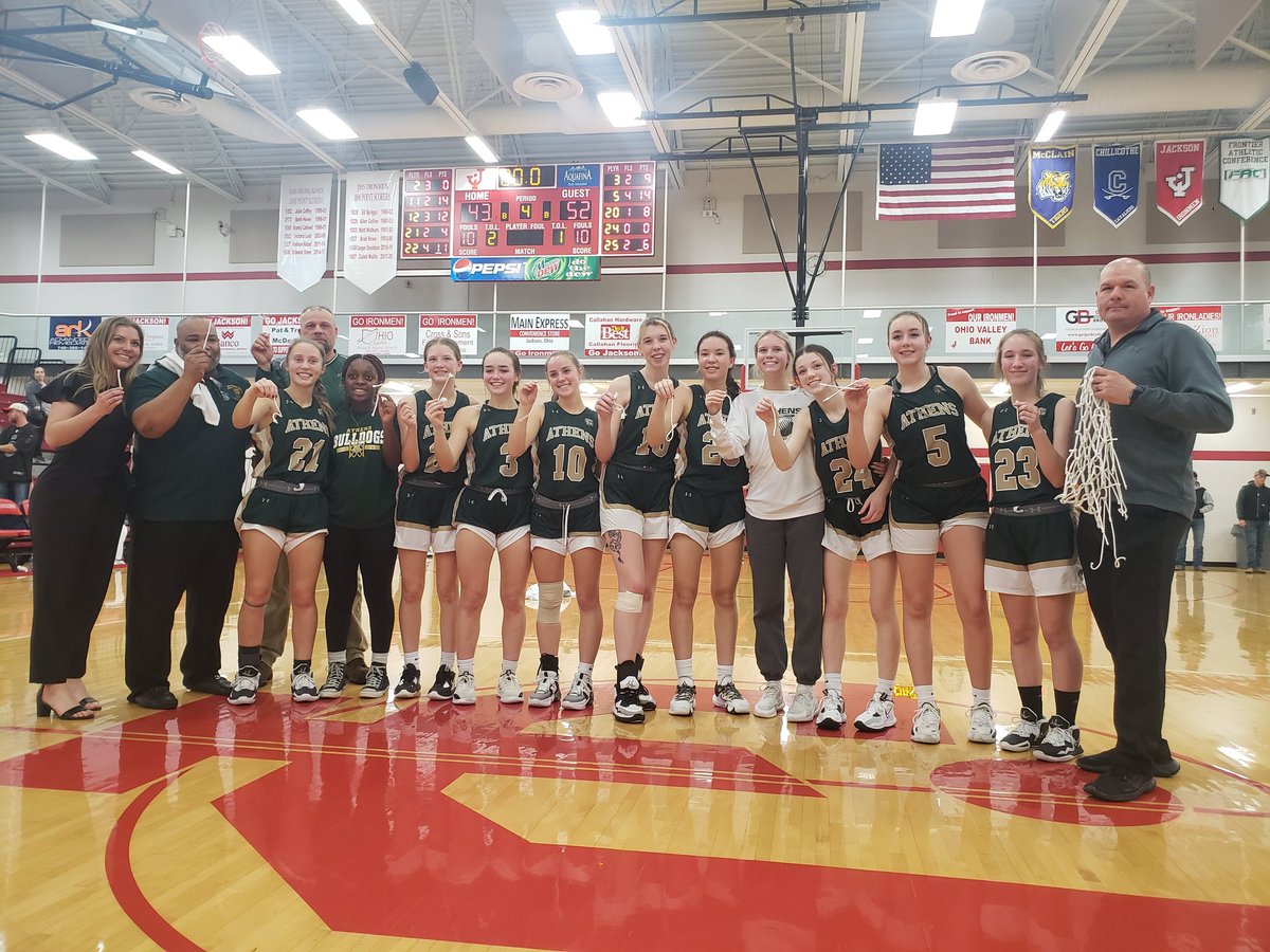 So so proud of this amazing team!! Sectional Champs! Go Lady Bulldogs 💛💚💛💚💛💚
<a href="/emilyz444/">Emily Zuber</a> <a href="/athens_bball/">Athens Lady Bulldogs 🐾</a>