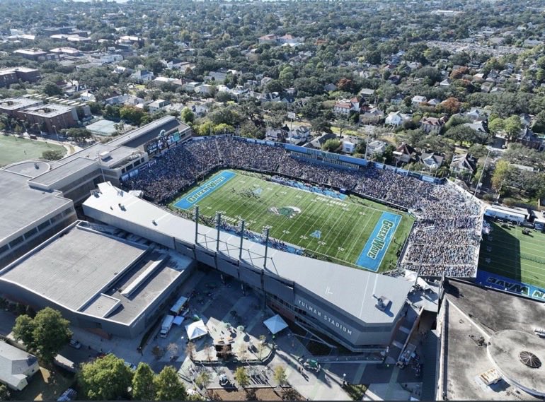 #AGTG After a great conversation with <a href="/CoachMutz/">Coach Mike Mutz</a>. I am blessed to receive an offer from Tulane !💚💙 <a href="/AHSCougarsFB/">Asheville High School Football</a> <a href="/CoachRadford/">Coach Radford</a> <a href="/CoachCardillo/">Jake Cardillo</a> @Coach_Rudisill <a href="/CoachChavis_/">Chavis Williams</a> <a href="/CoachSwain3/">Jesse Swain</a> @On3Recruits @RivalsFriedman @MohrRecruiting