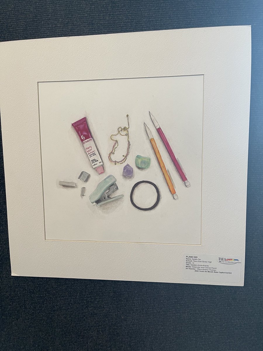 GrundlerArt's tweet image. Pics of #pisdcreatesart at the state yam exhibit last year #K12ArtChat