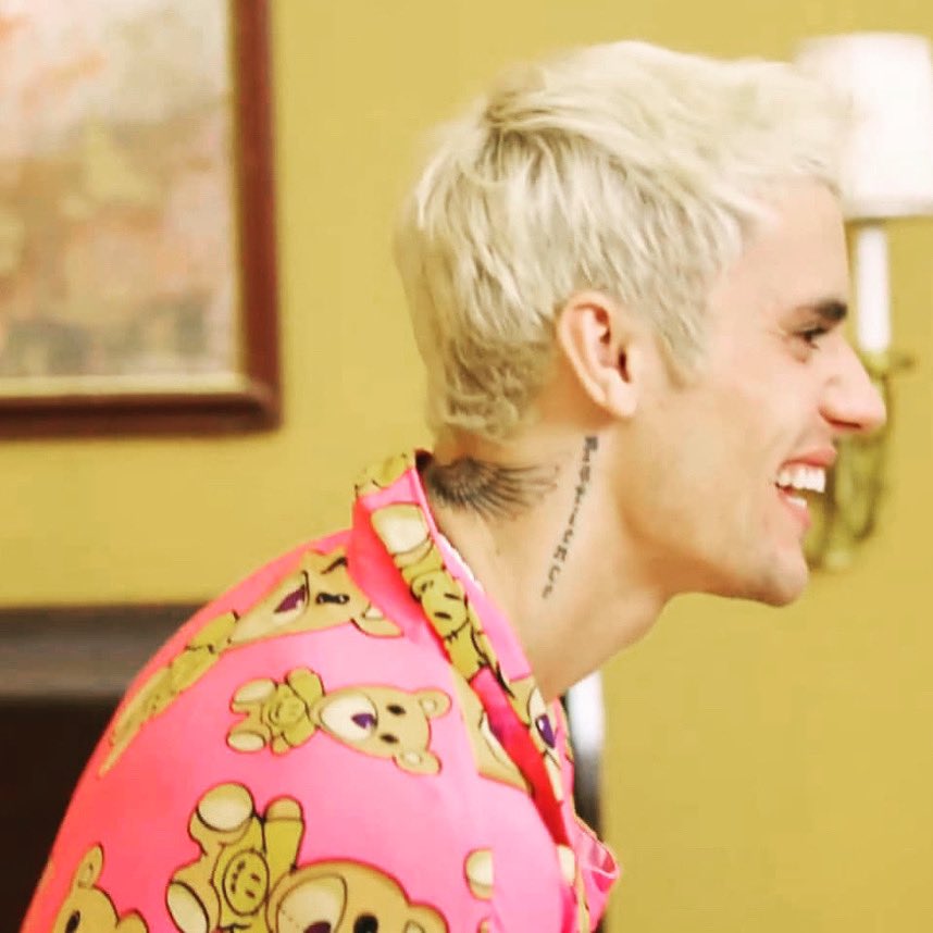 Addicted2Biebe6's tweet photo. #changes2020 https://t.co/rmDYfed6lT