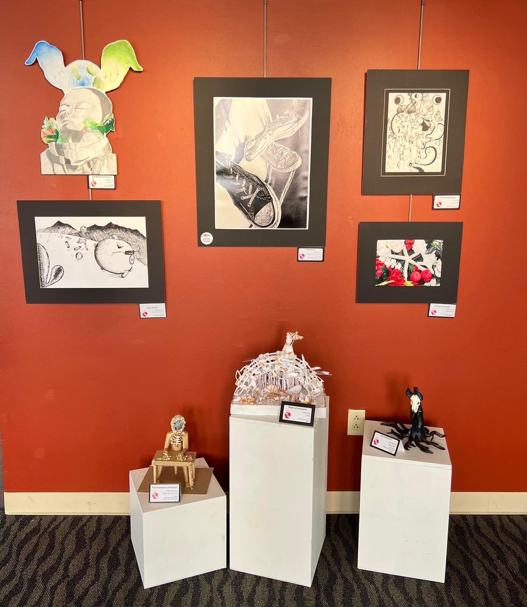 GrundlerArt's tweet image. Pics from our secondary #pisdcreatesart yam exhibit in 2022 #K12ArtChat