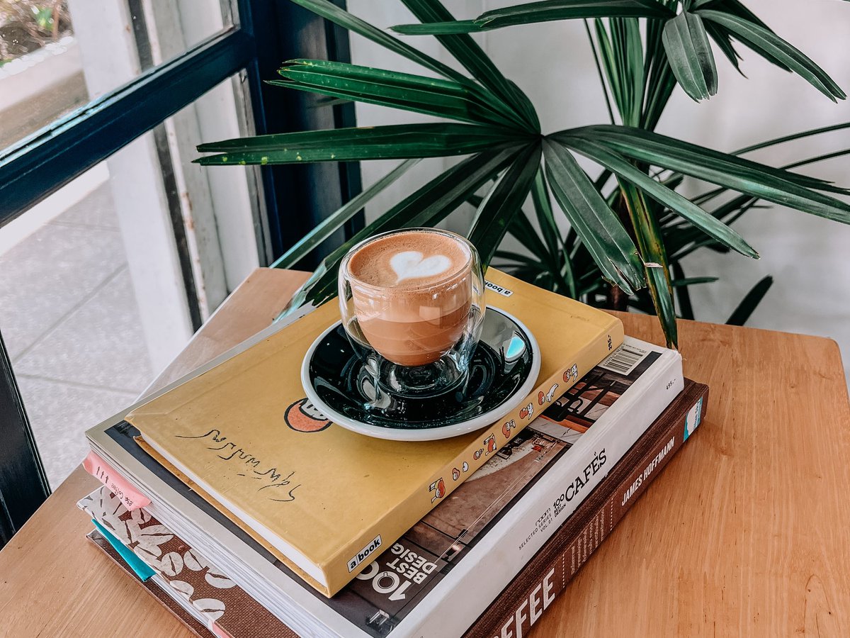 gjford2's tweet photo. 🚨  ร้านกาแฟใหม่เพิ่งเปิด 🚨
สาขาใหม่ La Mesa X The Windmill @lamesacoffee

🚙 Lots of parking
🕗 Open daily 8:00 am - 5:00 pm
🤩 50% Promotion 🤩

📍Google Maps https://t.co/rxHCfefBw4

#cafeteller #อร่อยบอกต่อ #คาเฟ่กรุงเทพ 
@CAFETELLER 
@aroii #aroii https://t.co/IDTikdKxPM