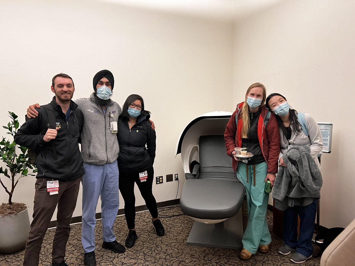 Foosball, table tennis, massage chairs, keyboard, chess, yoga. UCSF Fresno debuted newly renovated Trainee Lounges Thursday with quiet spaces to relax and a separate room for activities. Campus Life Services held an open house to announce their opening. #ucsffresno